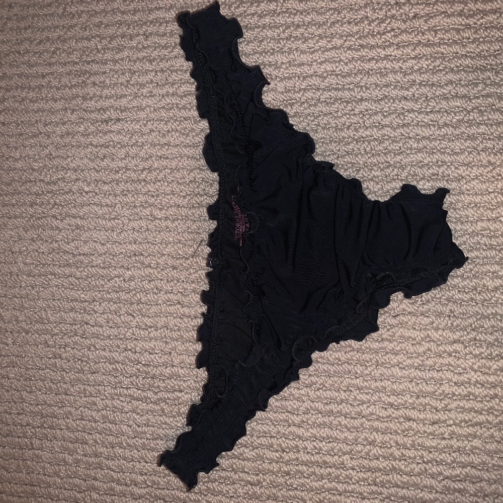 Victoria Secret Black Ruffle Cheeky Bottoms